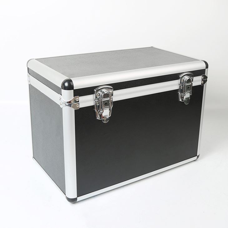 Caja de herramientas de aluminio con asa